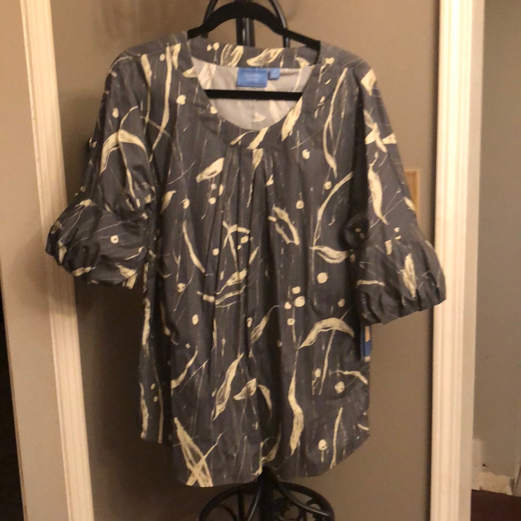 Simply Vera -Vera Wang Grey And Cream Tunic